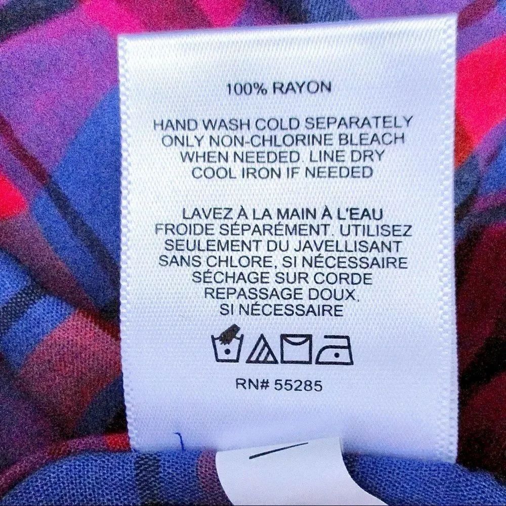 ✨NWOT✨ Express Plaid Top - Picture 6 of 6